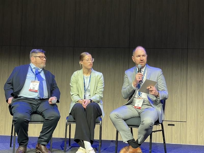 Sean Gray, Peke Waihanga CEO presenting at the 2025 ANZ Trauma Conference